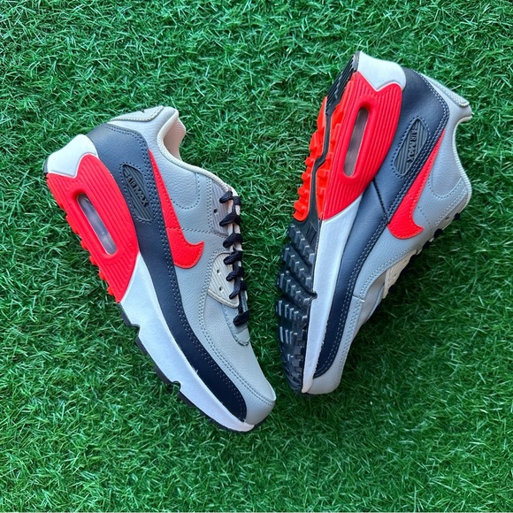 Nike Air Max 90 Ltr Light Smoke Grey / Bright Crimson - Picture 10 of 11